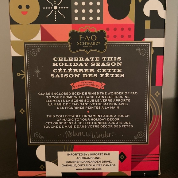 FAO Schwarz New York Cloche Christmas Ornament - Glass Enclosed Scene - Picture 3 of 16